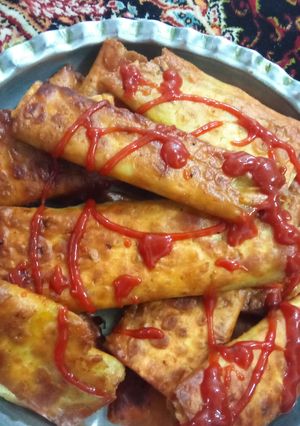 عکسی از دستور سمبوسه رولی به روش من😋