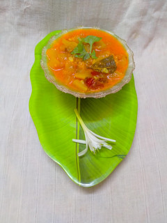 દૂધીનું શાક (dudhi saak recipe in gujarati) રેસીપી મુખ્ય ફોટો