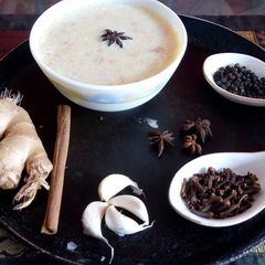 A picture of Cauliflower soup.