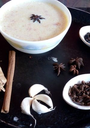 A picture of Cauliflower soup.