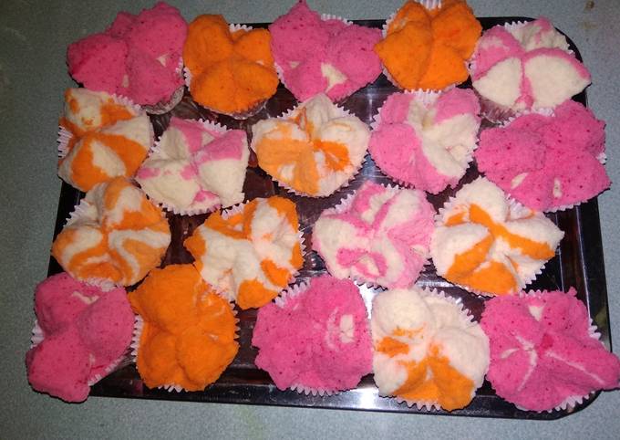 Bagaimana Menyiapkan Simple Bolu kukus santan Anti Gagal