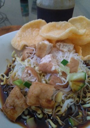 Foto resep Rujak Mie