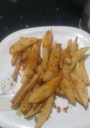 ફ્રેંચ ફ્રાઈસ (French Fries Recipe in Gujarati) રેસીપી મુખ્ય ફોટો
