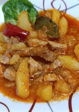 Pincepörkölt bor nélkül recept fotója