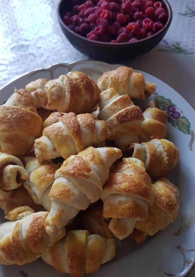 Міні-круасани з солодкою начинкою