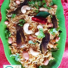 A picture of Vangi_Bhaat / Baingan_Masala_Rice / Ringana_Kaju_Bhaat.