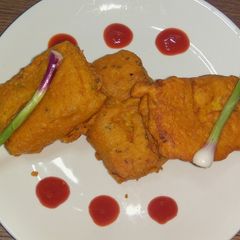 A picture of Bread Pakoras.