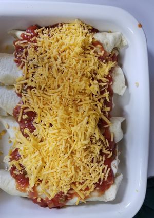 A picture of Baked Fiesta Enchiladas.