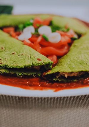 Una foto de Quesadillas culichis a la salsa