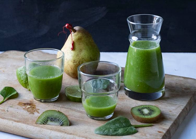 Comment Préparer Des Smoothie kiwi poire et épinard