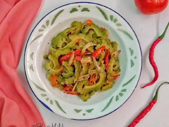 Langkah Gampang Membikin Resep 201. Tumis Pare Ikan Teri yang Bisa Manjain Lidah Anti Ribet, Sempurna