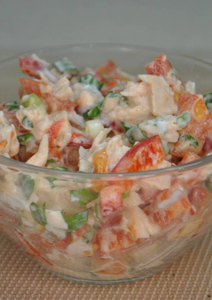 Салат з куркою, помідорами і перцем!