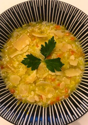 Une photo de Soupe italienne riz & poireaux 🍚🥣🌱
