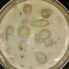 A picture of Boondi ka raita.