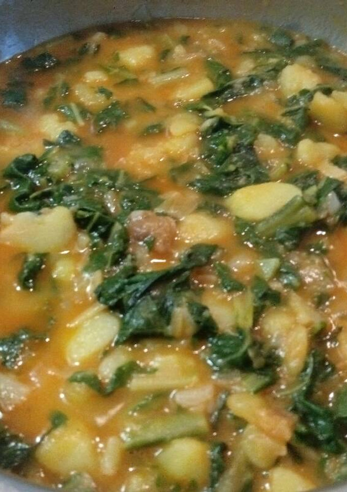 Una foto de Patatas con acelgas