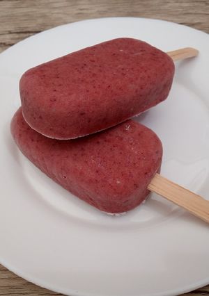 Una foto de Helado pura fruta casero