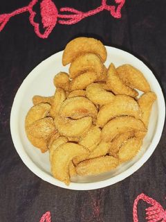 क्रिस्पी चटपटा काजू (crispy chatpata kaju recipe in Hindi) रेसिपी मुख्य फोटो