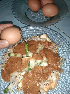 Foto resep Tahu telor bumbu pecel instan