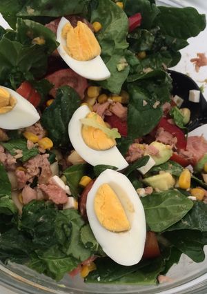Una foto de Ensalada de espinacas