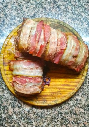 Una foto de Arrollado de carne picada envuelto en panceta 🤤