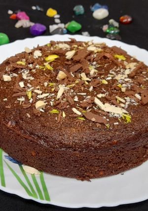 चॉकलेट बिस्कुट नट केक (chocolate biscuit nut cake recipe in Hindi) रेसिपी मुख्य फोटो