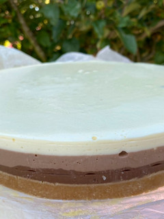 Una foto de Tarta 3 chocolates sin azúcar añadido THX