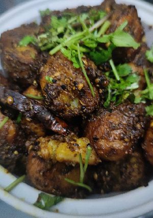 A picture of Aloo Achari.