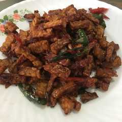 Tempe orek pedas manis super gampang রেসিপির প্রধান ছবি