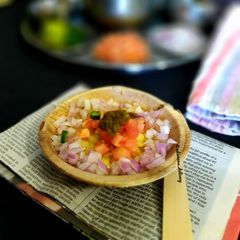 A picture of Matra/white peas chaat.