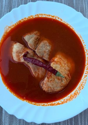 Szegedi halászlé vegyes halból szabadtűzön recept fotója