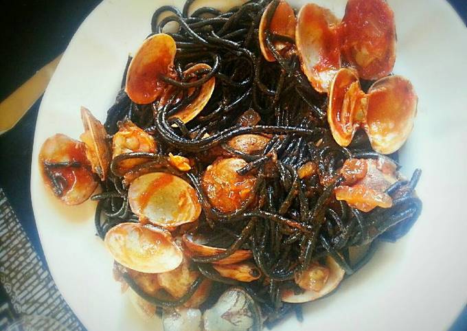 Mediterranean black pasta with clams, just delicious!