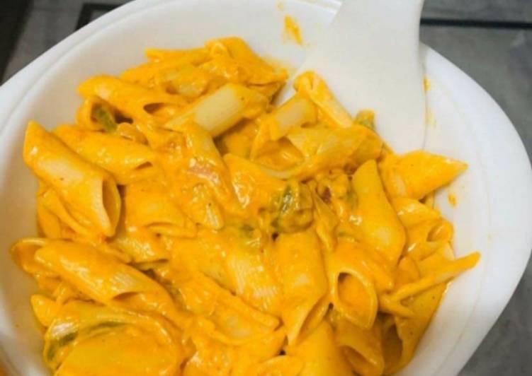 Recipe of Perfect Red and white sauce pasta