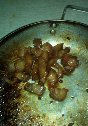 Hình của món Thịt ba rọi rang.