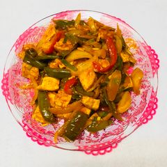Stir fry tofu & veggies A picture of Stir fry tofu & veggies.