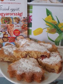 Meggyes őszibarackos pite recept fotója