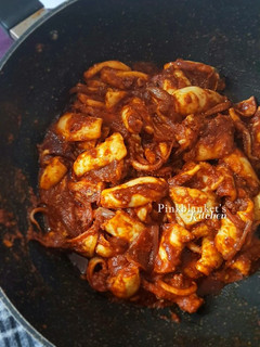 A picture of Squid Sambal.
