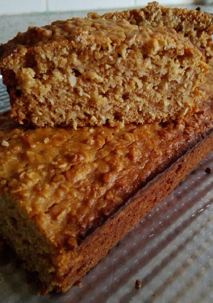 Una foto de Budín de Avena, Ricota y Dulce de leche 😋