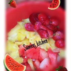 A picture of Naturally made fruit salad.