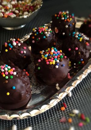 A picture of Homemade Chocolate Paan ball Mukhwas.