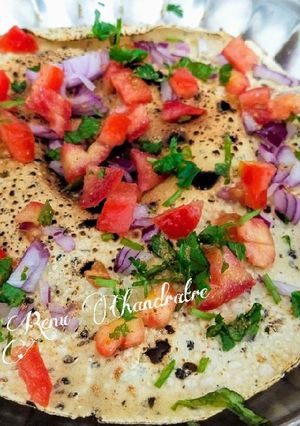 मसाला पापड़ (masala papad recipe in Hindi) रेसिपी मुख्य फोटो