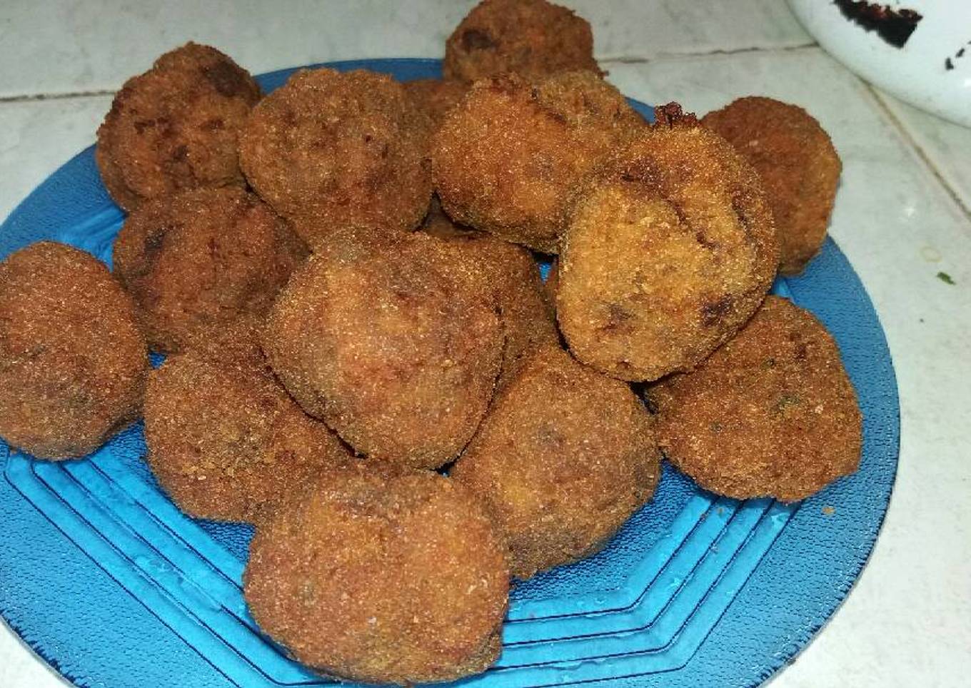 Croquetas de carne picada condimentadas