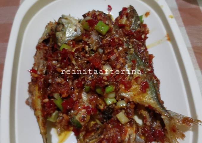 Resep Sambal Ikan Kembung Oleh Reinita Afterina Cookpad