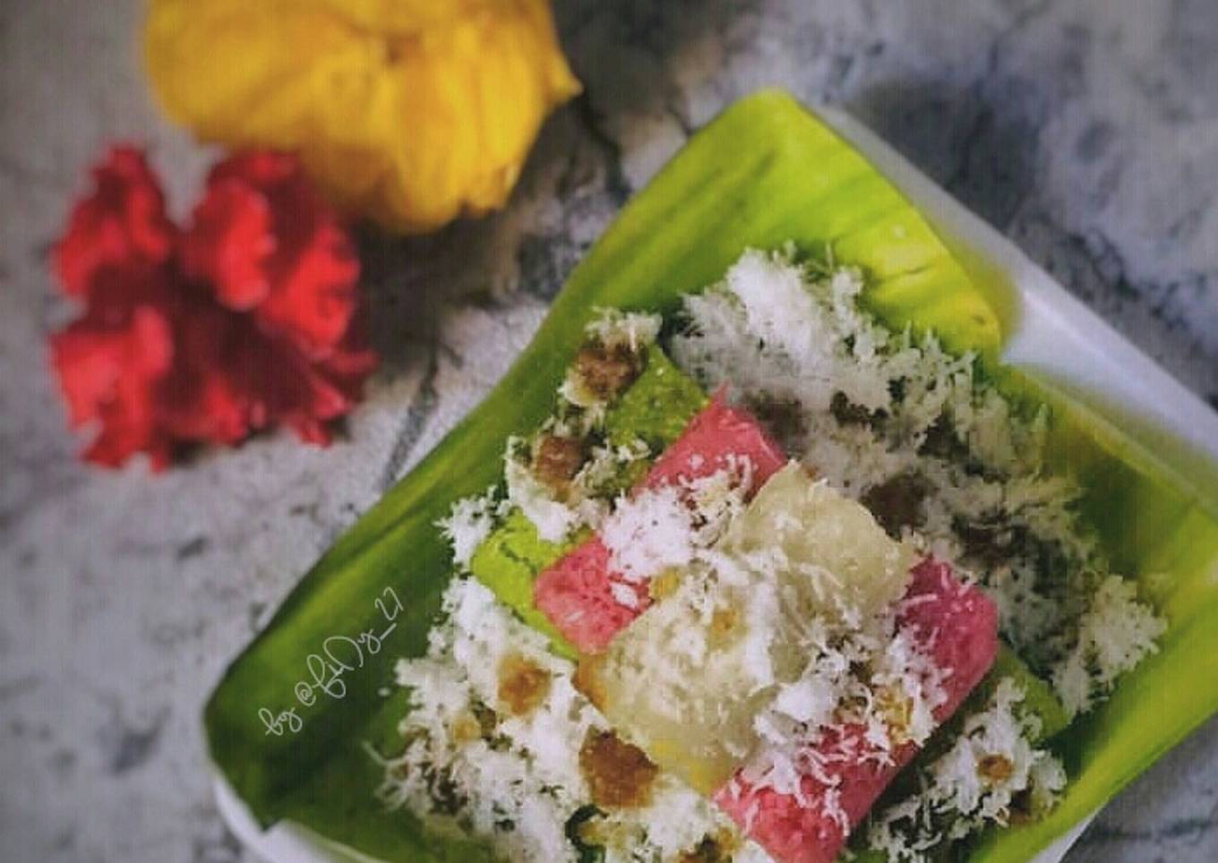 Kue Putu (daun) Pelangi
