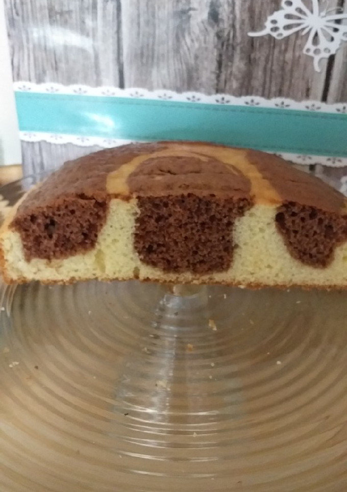 Una foto de Torta marmolada fácil