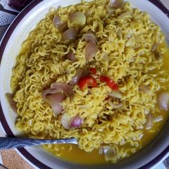 A picture of Noodles.