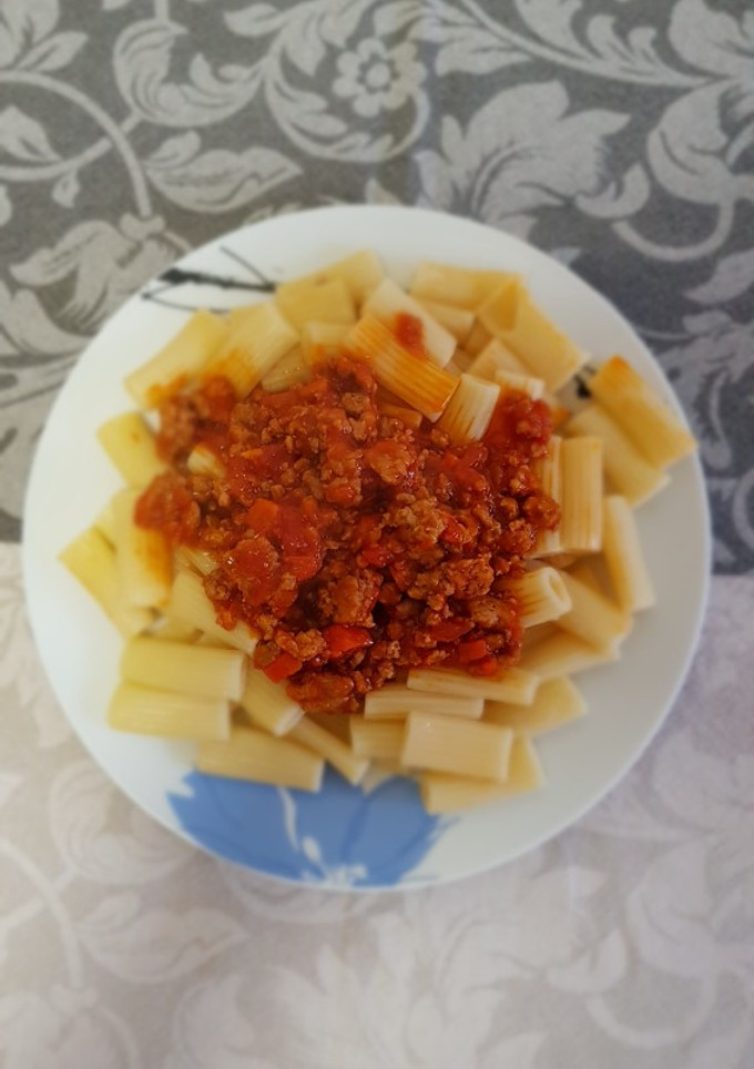 Una foto de Macarrones con carne