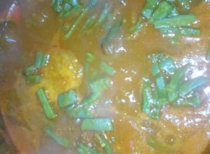 Foto principal de TORTITAS DE POLLO CON NOPALES EN SALSA ROJA A LA MARIO.s