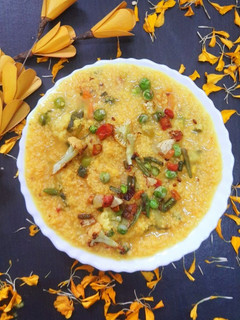 दलिया का खिचड़ी (Dalia ka khichdi recipe in hindi) रेसिपी मुख्य फोटो