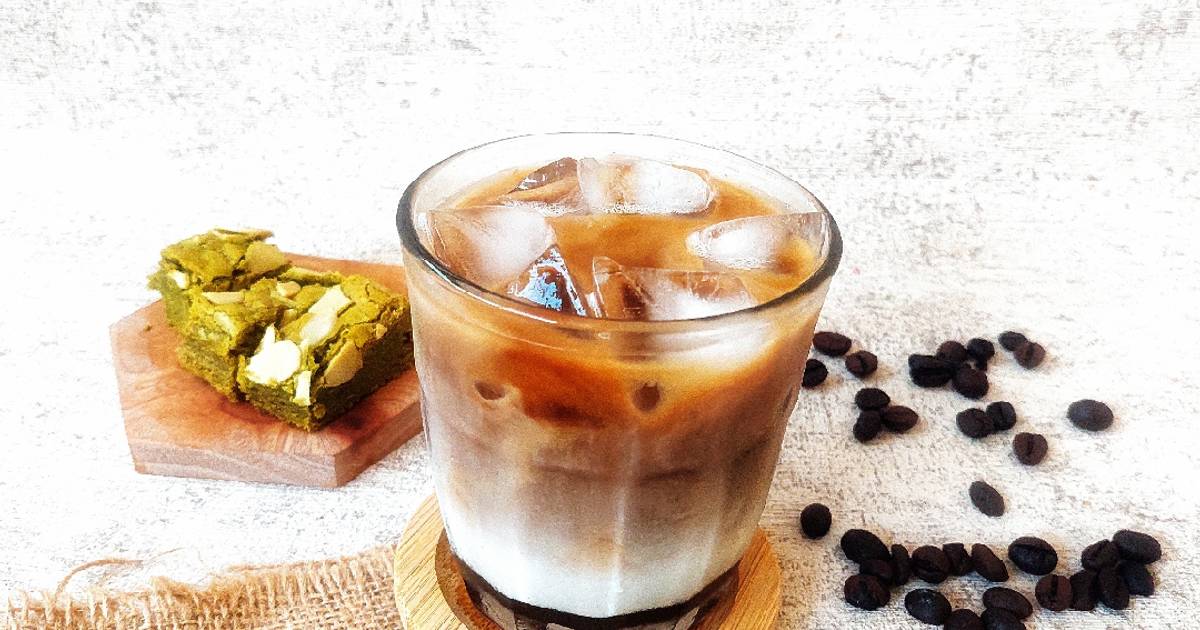 Resep Es Kopi Susu Gula Aren oleh Dahniear N. Indriani - Cookpad