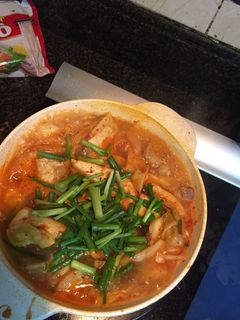 Hình của món Canh kim chi.